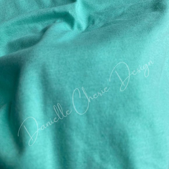 Woman's Size X-Small Graphic T-Shirt - Picture 5 of 10